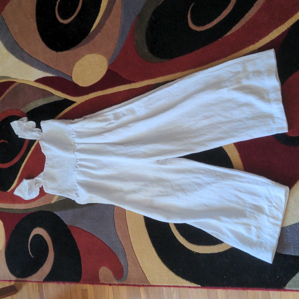 Cruise Wear, White Linen Romper Jumpsuit with Pockets L